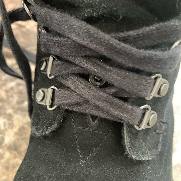 Ladies pre-owned Toms Highland Booties - Picture 7 of 10